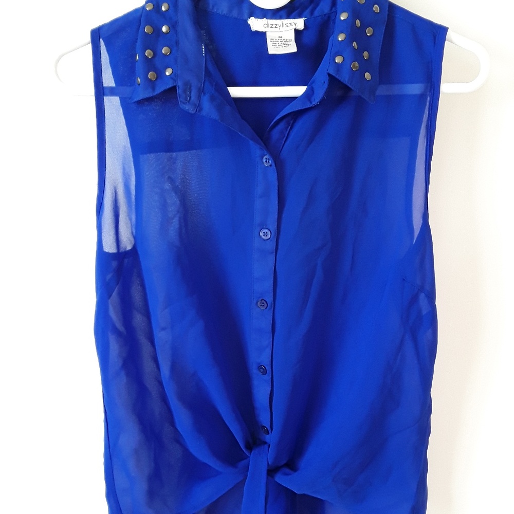Sleeveless Tie Up Studded Collar Button Up Blouse